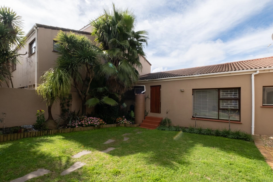 To Let 1 Bedroom Property for Rent in Sonstraal Western Cape